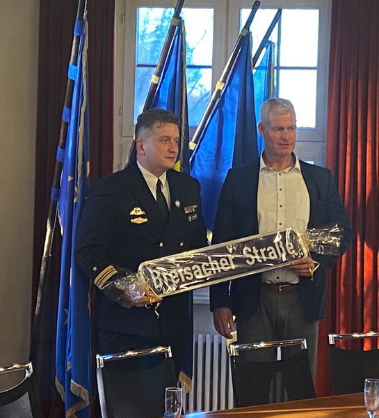 Bild 12_Rathaus-Breisach_Empfang.jpg