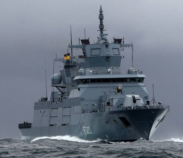 Bild 01_Fregatte.jpg