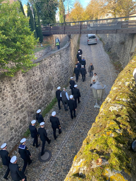 Bild 10_Breisach-Anmarsch.jpg