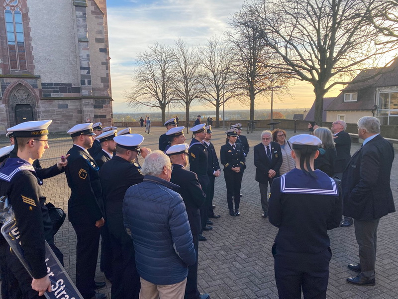 Bild 21_Breisach-Muensterplatz.jpg