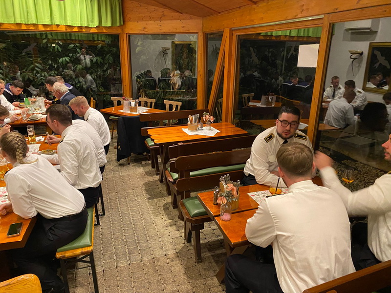 Bild 31_Probst-Straussenwirtschaft.jpg