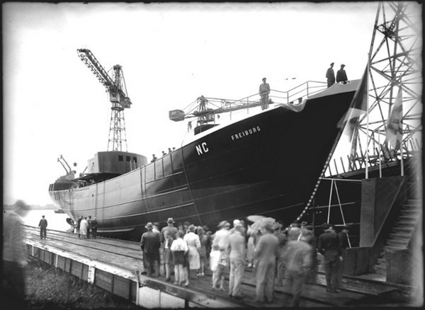 Schiff_gross_09.jpg